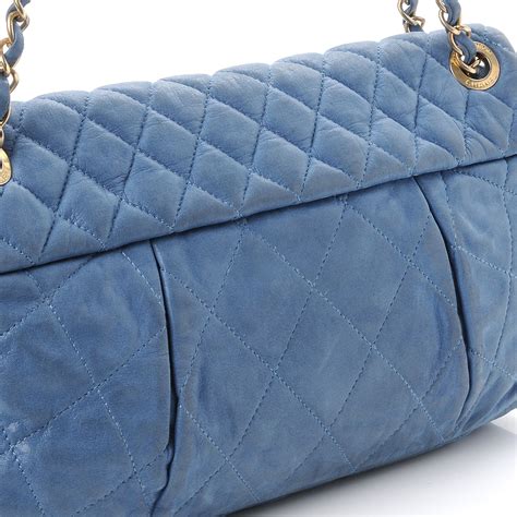 chanel iridescent flap chic